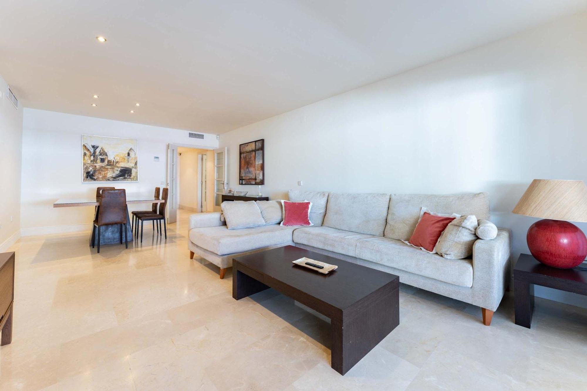Canas In The Golden Mile With Private Parking, Perfect Location! Marbella